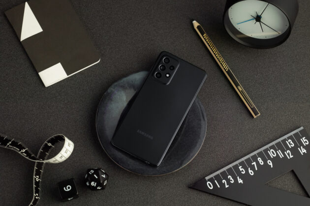 Samsung Galaxy A52 4G and 5G launched: Specifications, Features, and Price 9 Samsung Galaxy A52 Awesome Black Featured