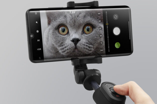 Xiaomi Mi Zoom Selfie Stick is a Swiss knife for budget-conscious creators 6 Xiaomi Mi Zoom Selfie Stick 02