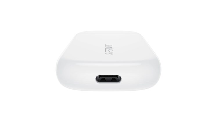 realme 50W mini SuperDart Charger launched as a cheaper rebranded OPPO 50W mini SuperVOOC Charger 11 realme 50W mini SuperDart Charger 03