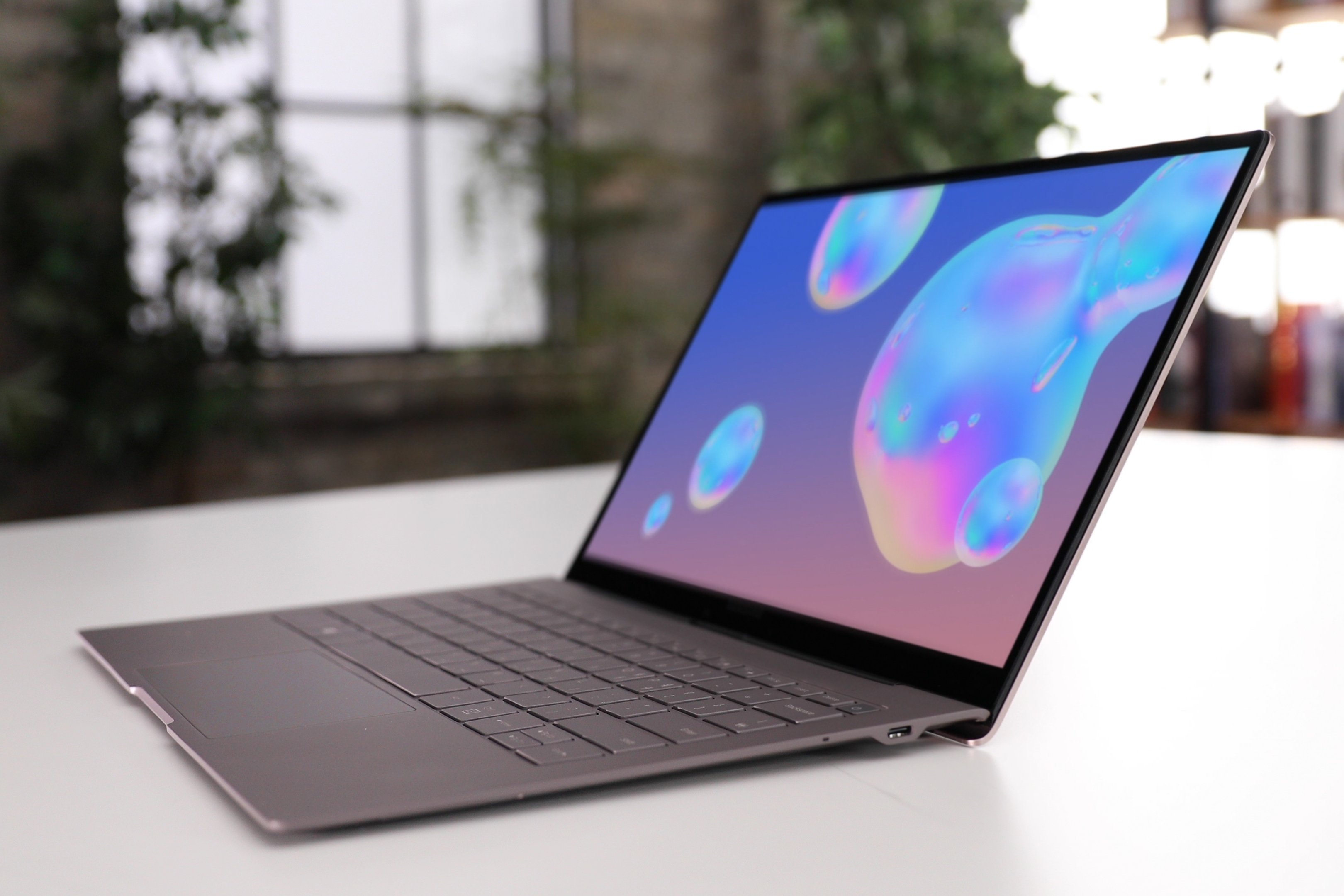 Samsung Galaxy Book S Featured