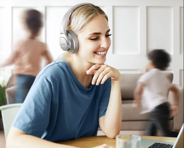 anker soundcore life q204