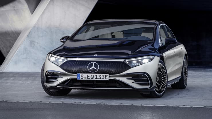 Mercedes Benz Unveils The All New Sleek 22 Eqs Electric Vehicle Gizmochina