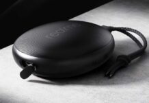 Realme Cobble Bluetooth Speaker glows in the dark and has a game mode Realme Cobble Bluetooth Speaker