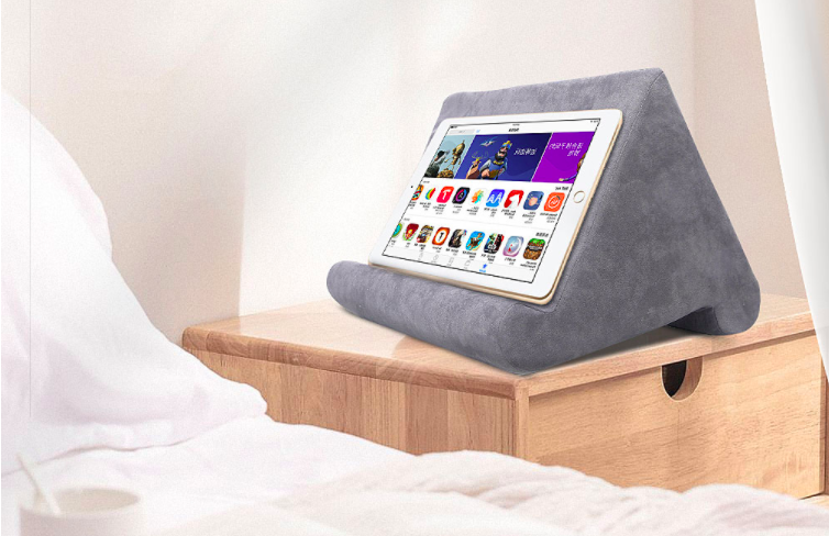 multi functional pillow stand1
