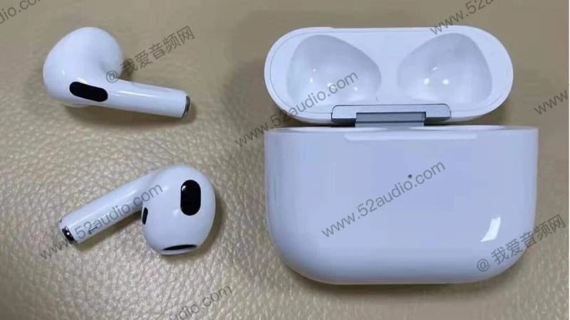 Apple AirPods 3 appear in an live image ahead of September launch