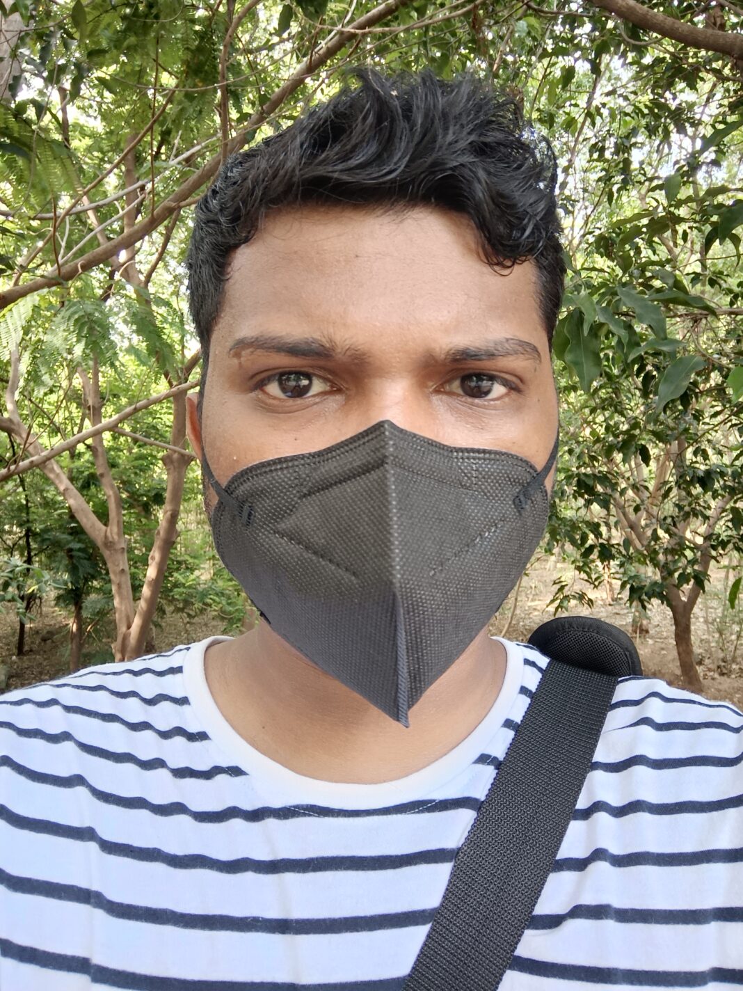 OPPO Reno 6 Pro 5G Camera Sample Selfie Outdoor GizmoChina