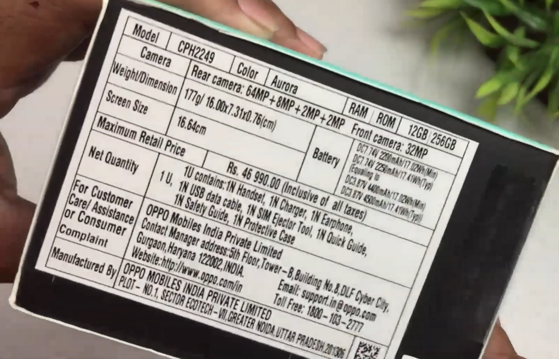 OPPO Reno6 Pro 5G retail box