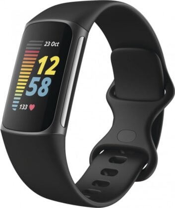 Fitbit Charge 5 black