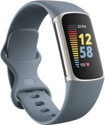 Fitbit Charge 5 gray