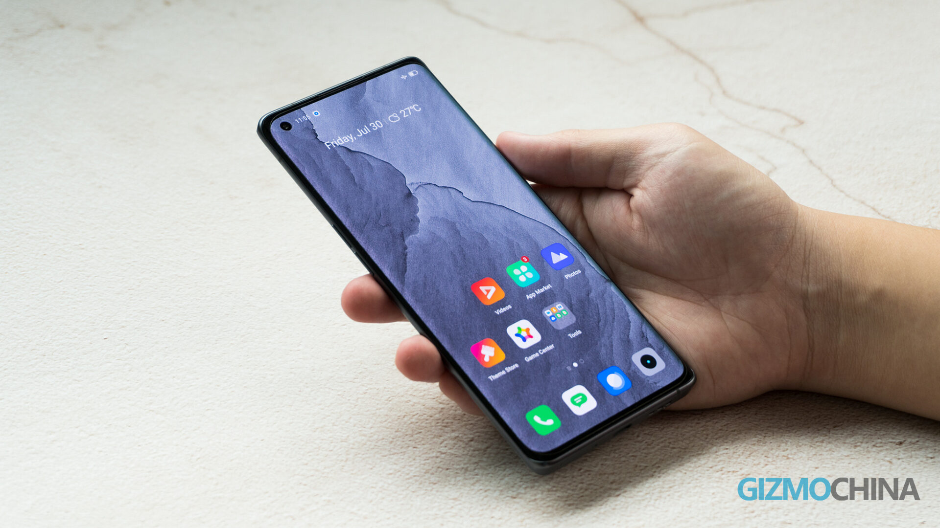 Realme GT Master Explorer Edition Hands-on: A Match for your Suitcase ...