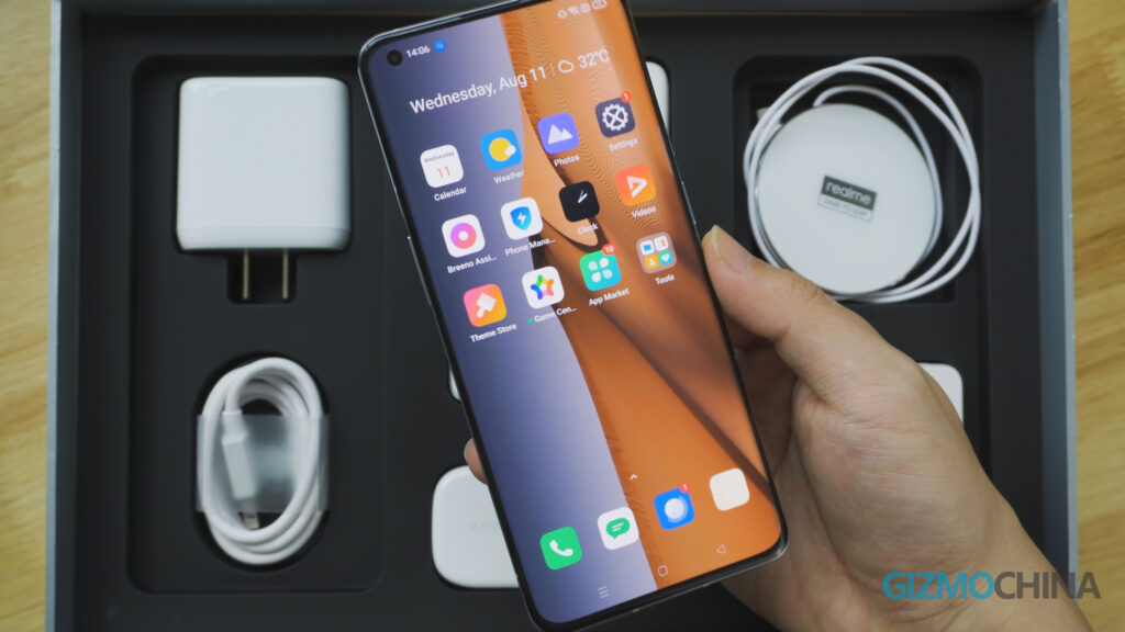 Realme Magdart charger hands on 12