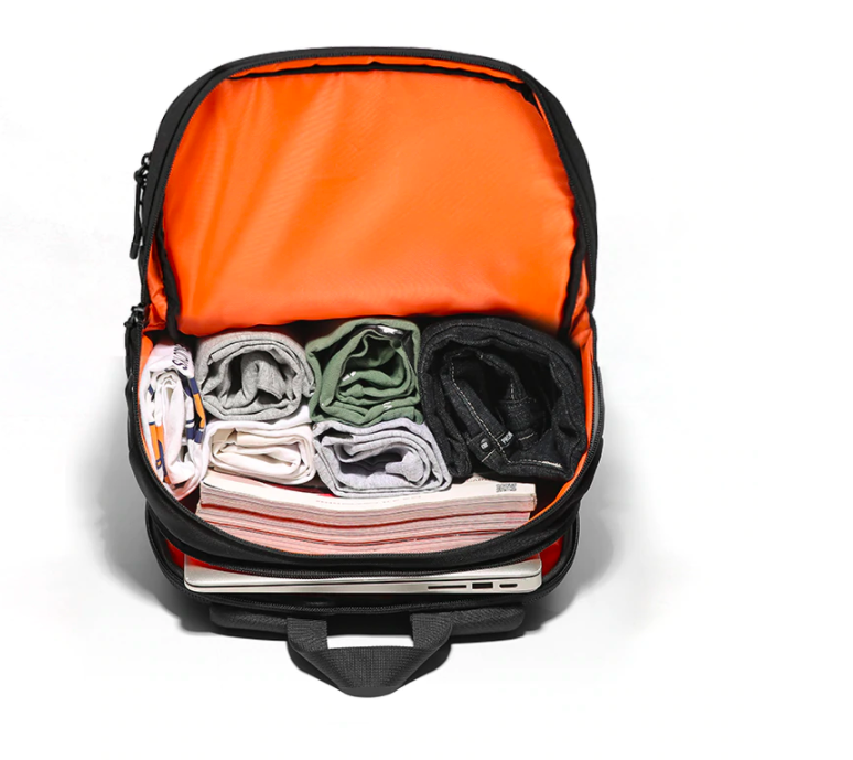 Fenruien Casual Fashion Backpack