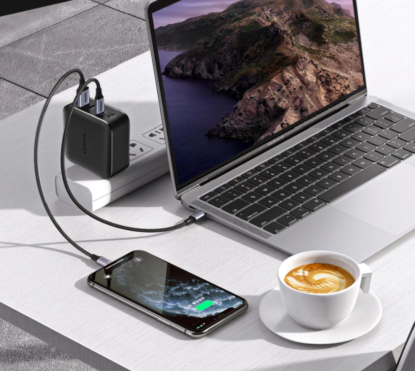 UGREEN 65W 4 Port GaN Charger
