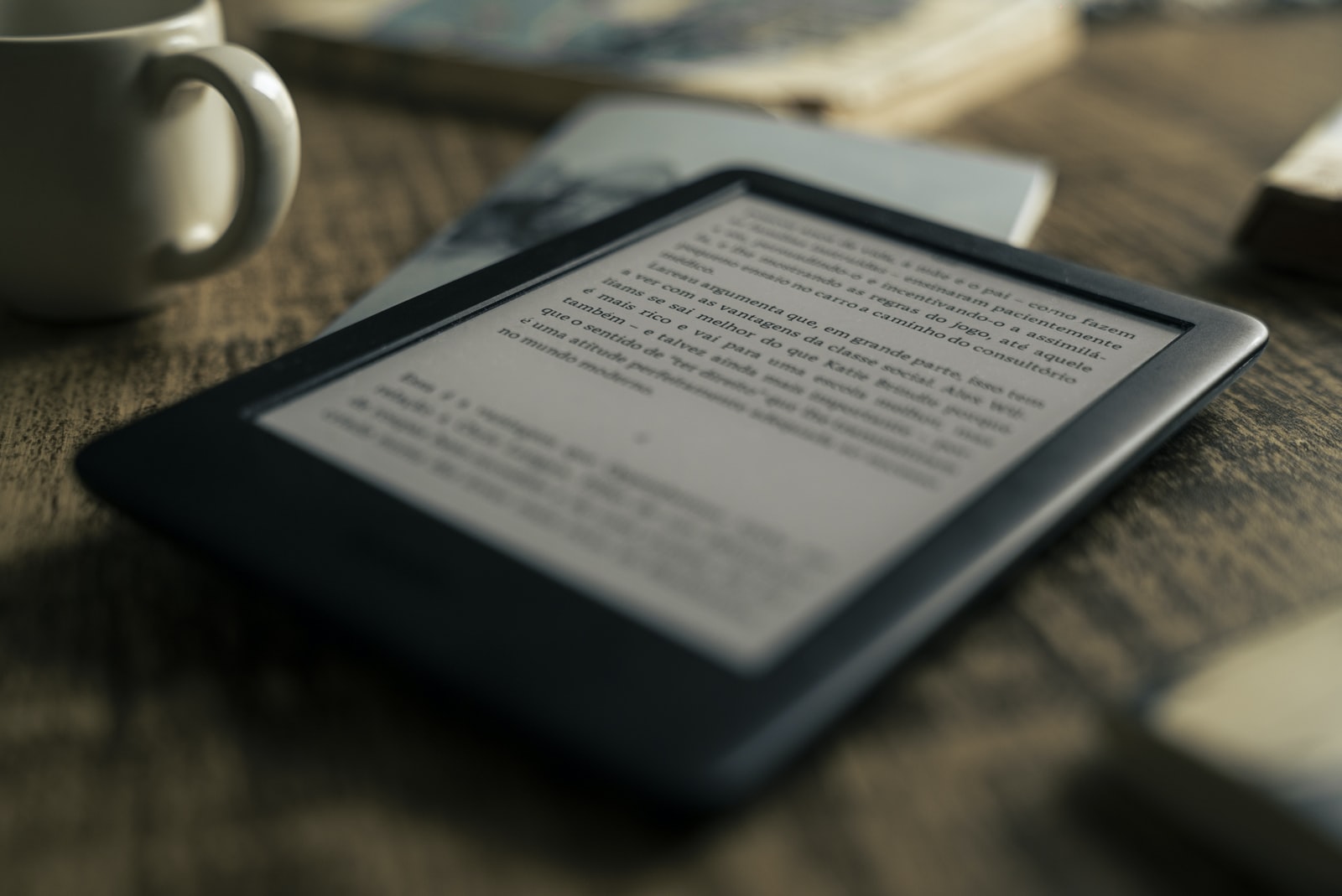 Amazon Kindle e-reader featured