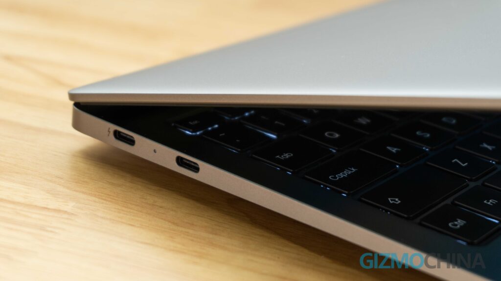 REALME BOOK- ports 2 USB-C