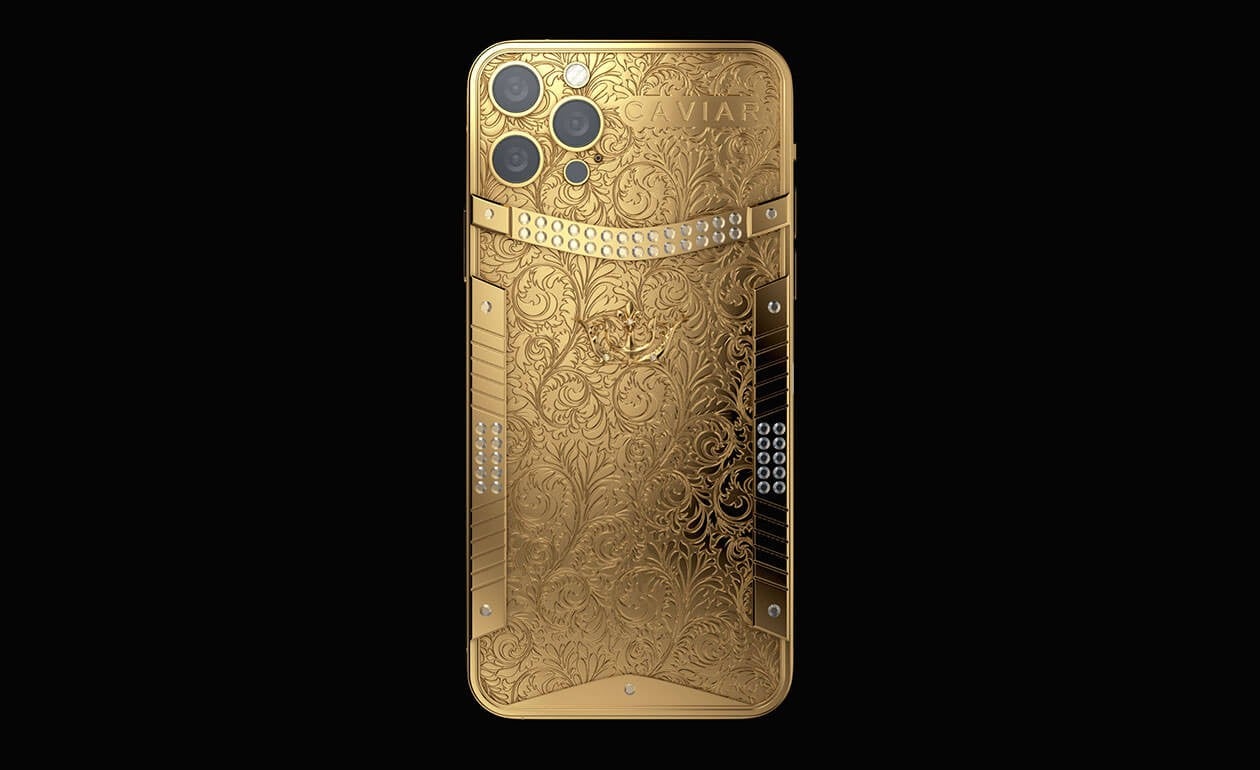 Caviar encases a PS5, iPad mini, AirPods Pro and an iPhone 13 Pro in solid  gold, offers a cheaper gold-plated version -  news