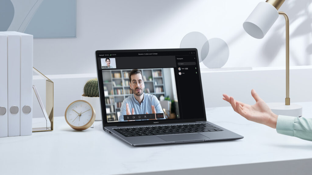 MateBook Series_Lifestyle Shot_03