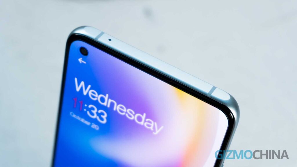 OnePlus 9RT Hands on notch