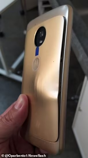 moto-g5-shot-phone-rear