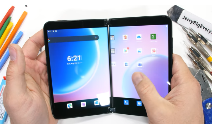 Microsoft Surface Duo 2