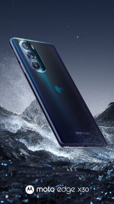 Moto Edge X30