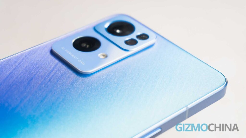 OPPO Reno7 Pro Review camera design