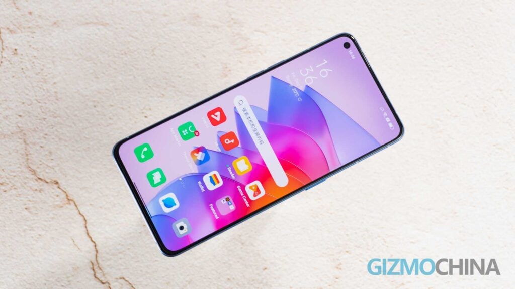 OPPO Reno7 Pro Review display featured