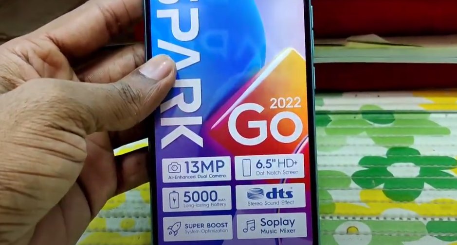 Tecno Spark Go 2022 front live shot
