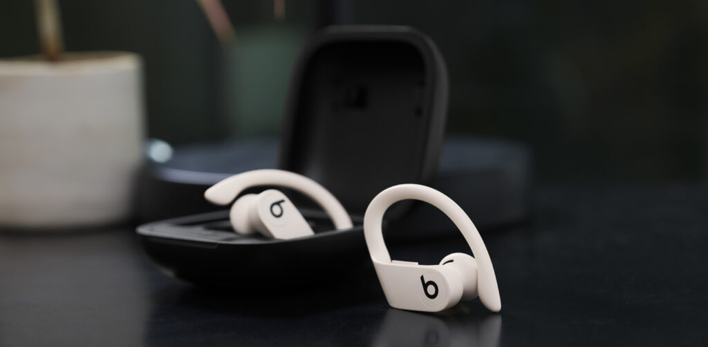 apple beats powerbeats pro featured