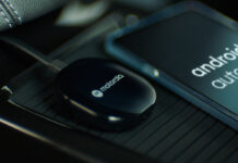 Motorola MA1 Android Auto dongle sold out in a jiffy in its first sale Motorola MA1 Android Auto dongle