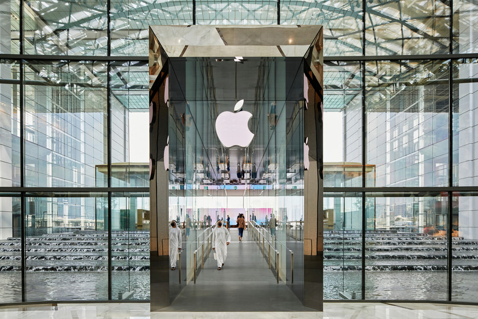 Apple-Al-Maryah-Island-4