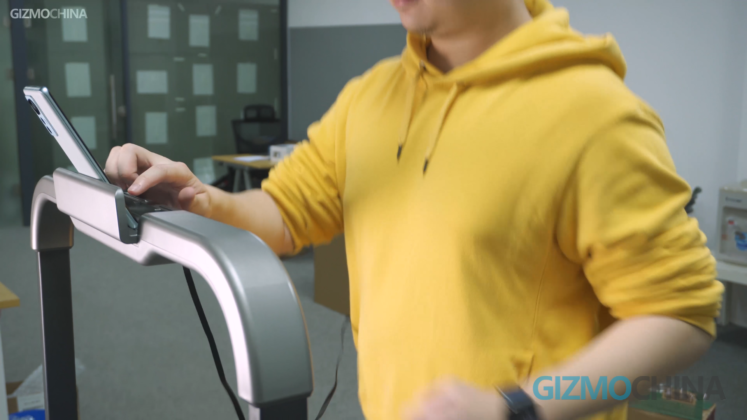 WalkingPad R2 review Connect Smartphone