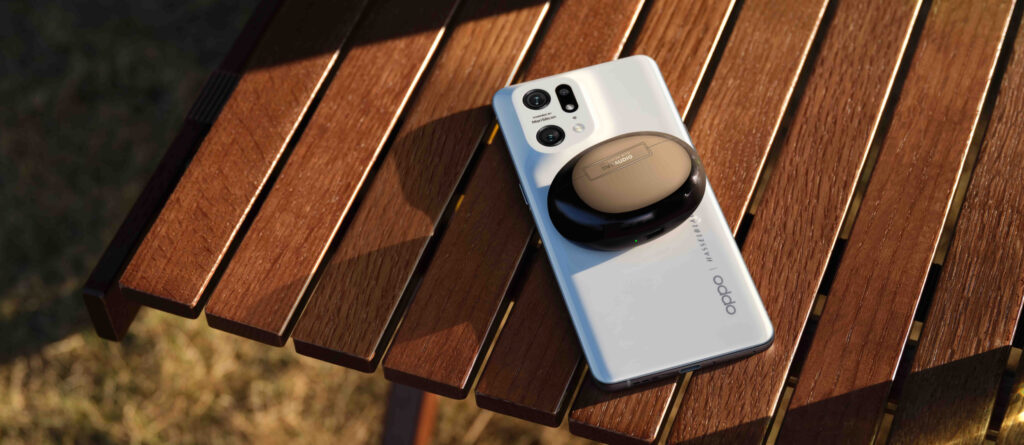 Oppo Enco X2 wireless charging