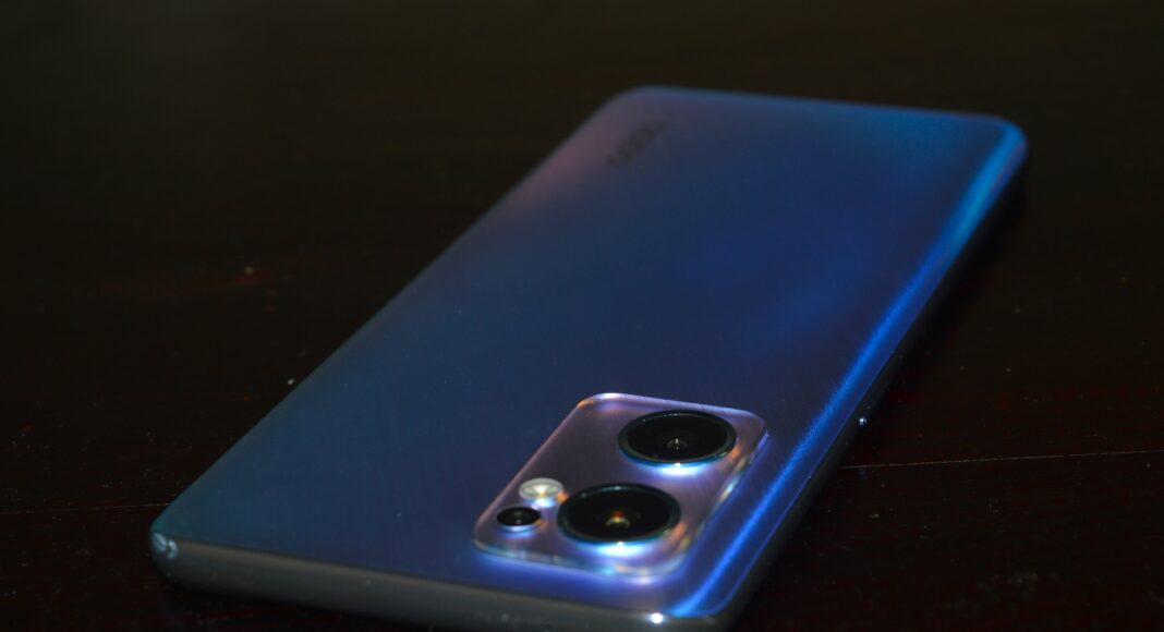 oppo-reno7-5g-phone-featured_8