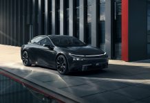 XPENG P7 production hits 100,000 units milestone, special edition P7 launched in commemoration