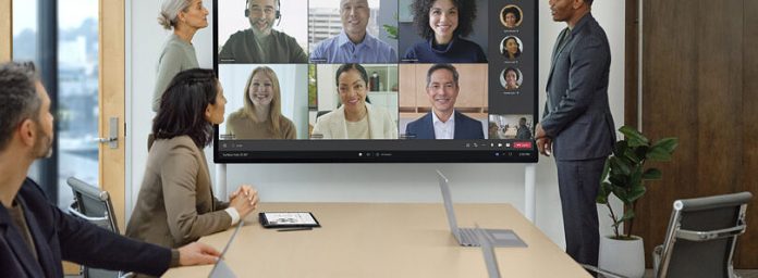 Microsoft Surface Hub 2 Smart Camera with laptop-grade chip, 12MP AI ...