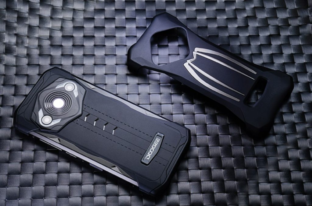 Перші фото та характеристики смартфону DOOGEE S98 Pro