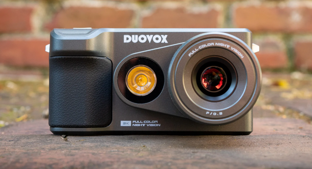 Duovox Mate Pro night vision camera is capable of capturing full color