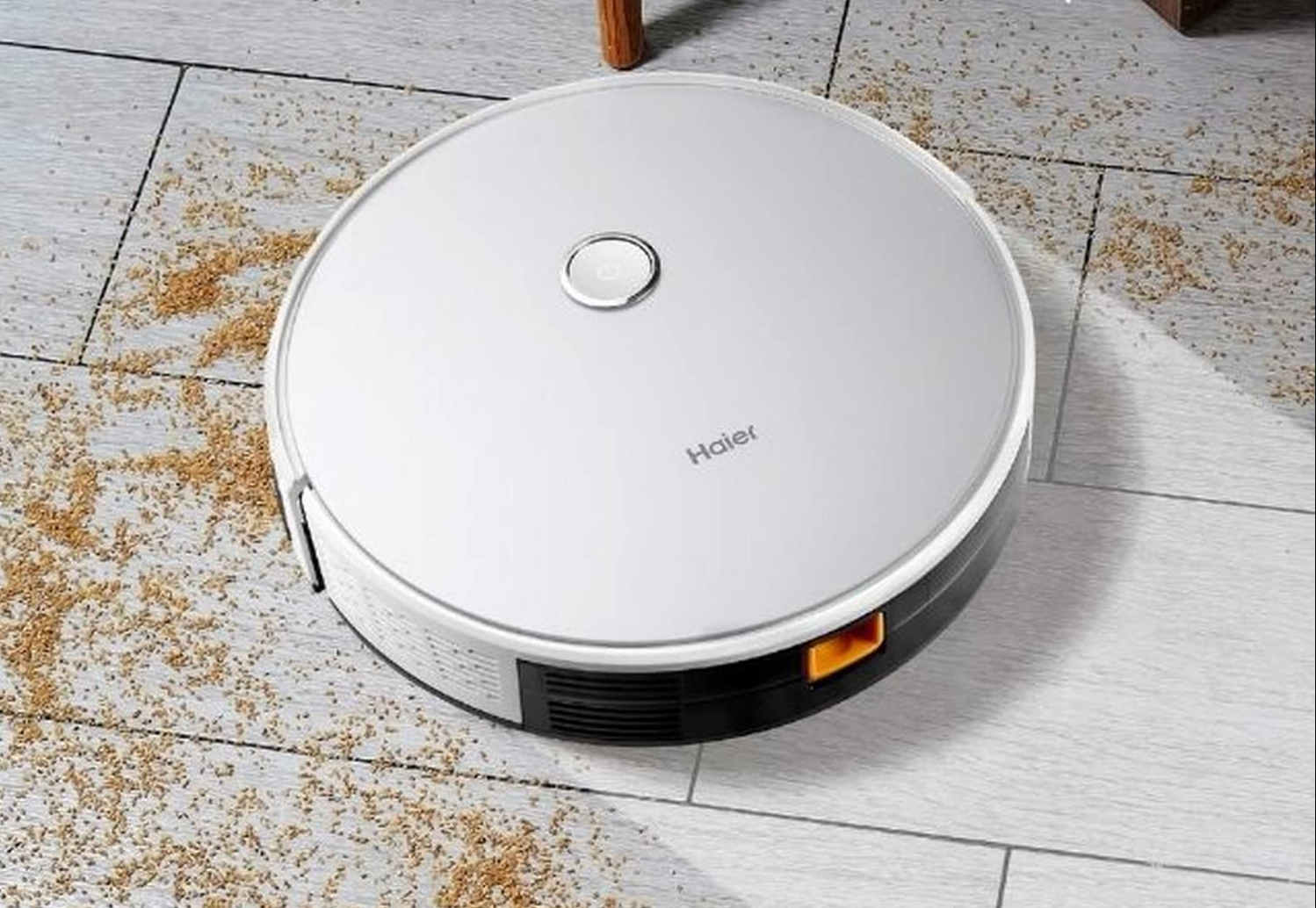 Haier пылесос беспроводной вертикальный. Робот пылесос Хайер. Haier Smart sweeping Robot. Робот-пылесос Haier Tab HB-qt51s. Haler Smart Robot Vacuum Cleaner.