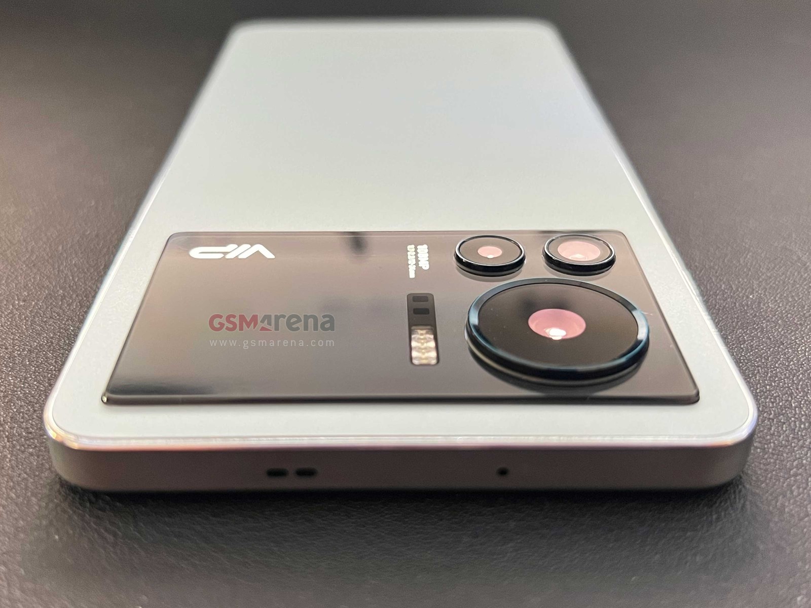 Alleged Infinix Note 12 Pro's image by GSMArena