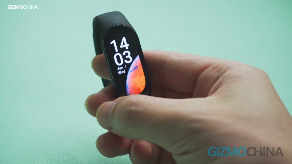 Mi Band 7 Review display OLED