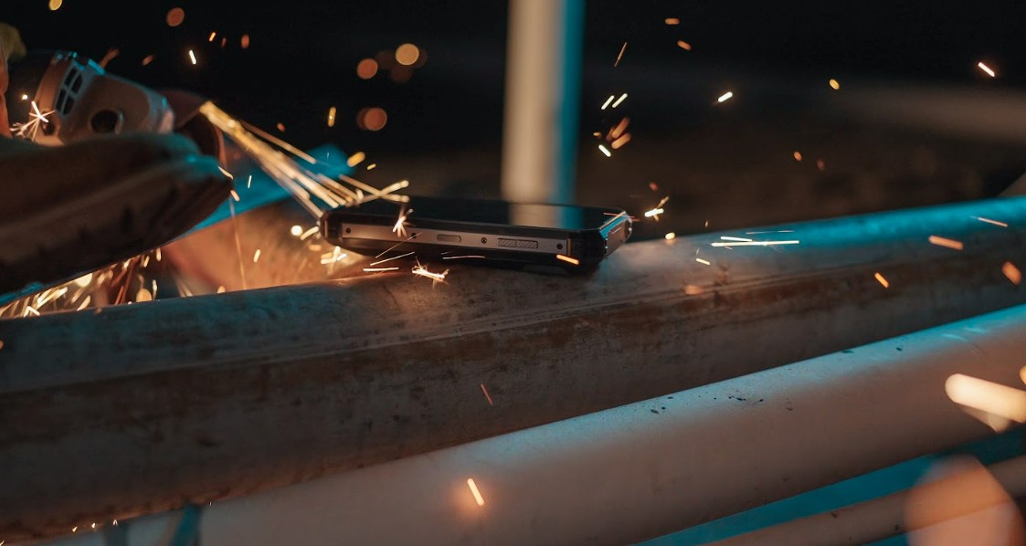 Oukitel WP19