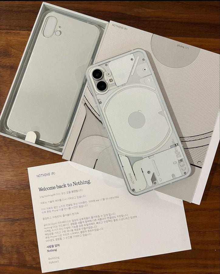 Nothing Phone (1) unboxing leak reveals transparent TPU case in