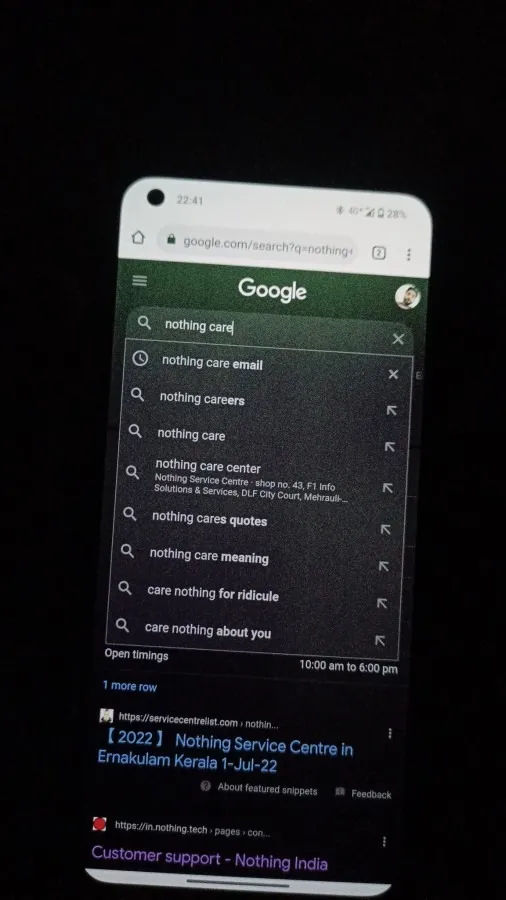 Nothing-Phone-1-green-tint-hardware-issue