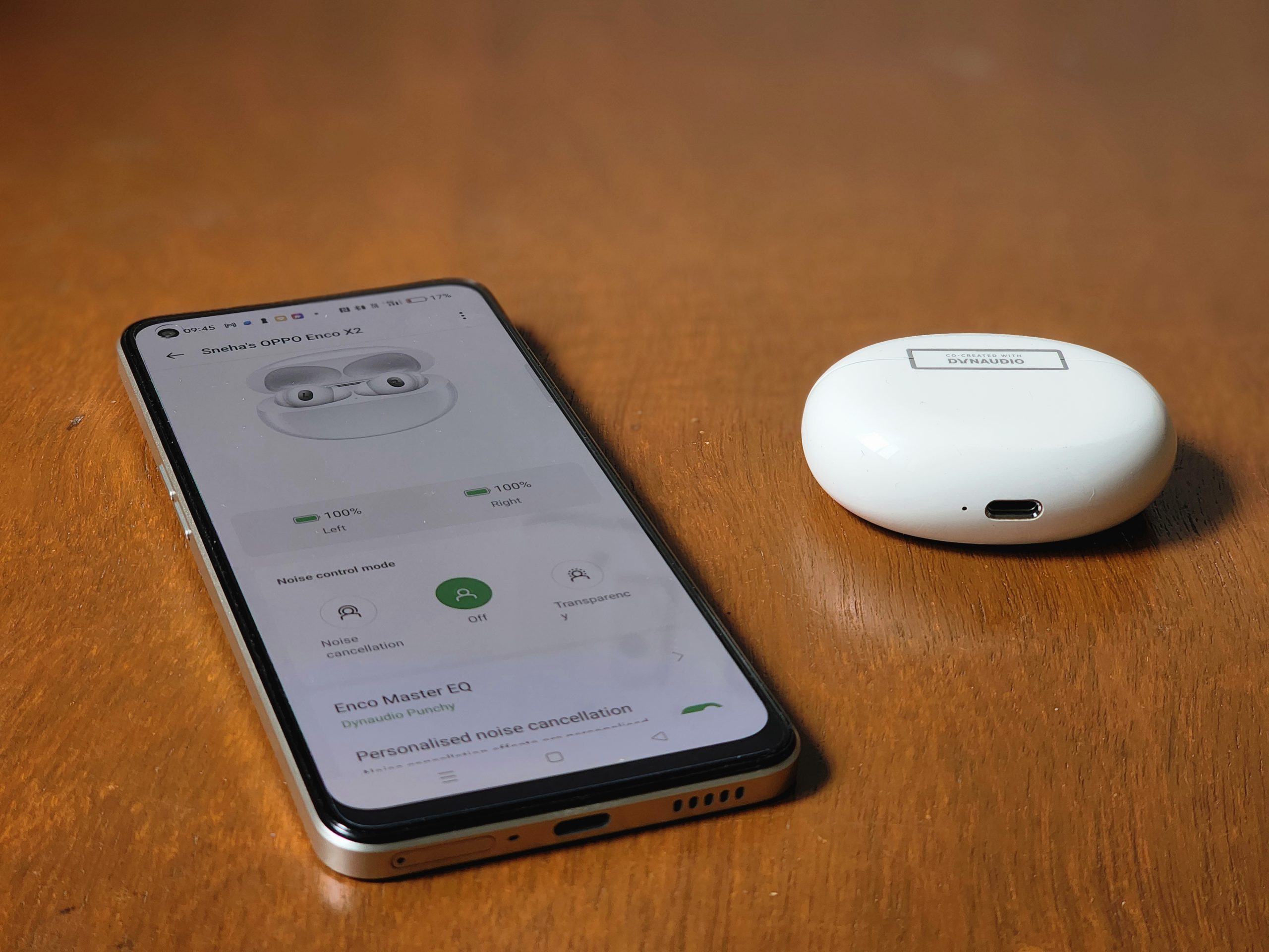 OPPO Enco X2 earbuds