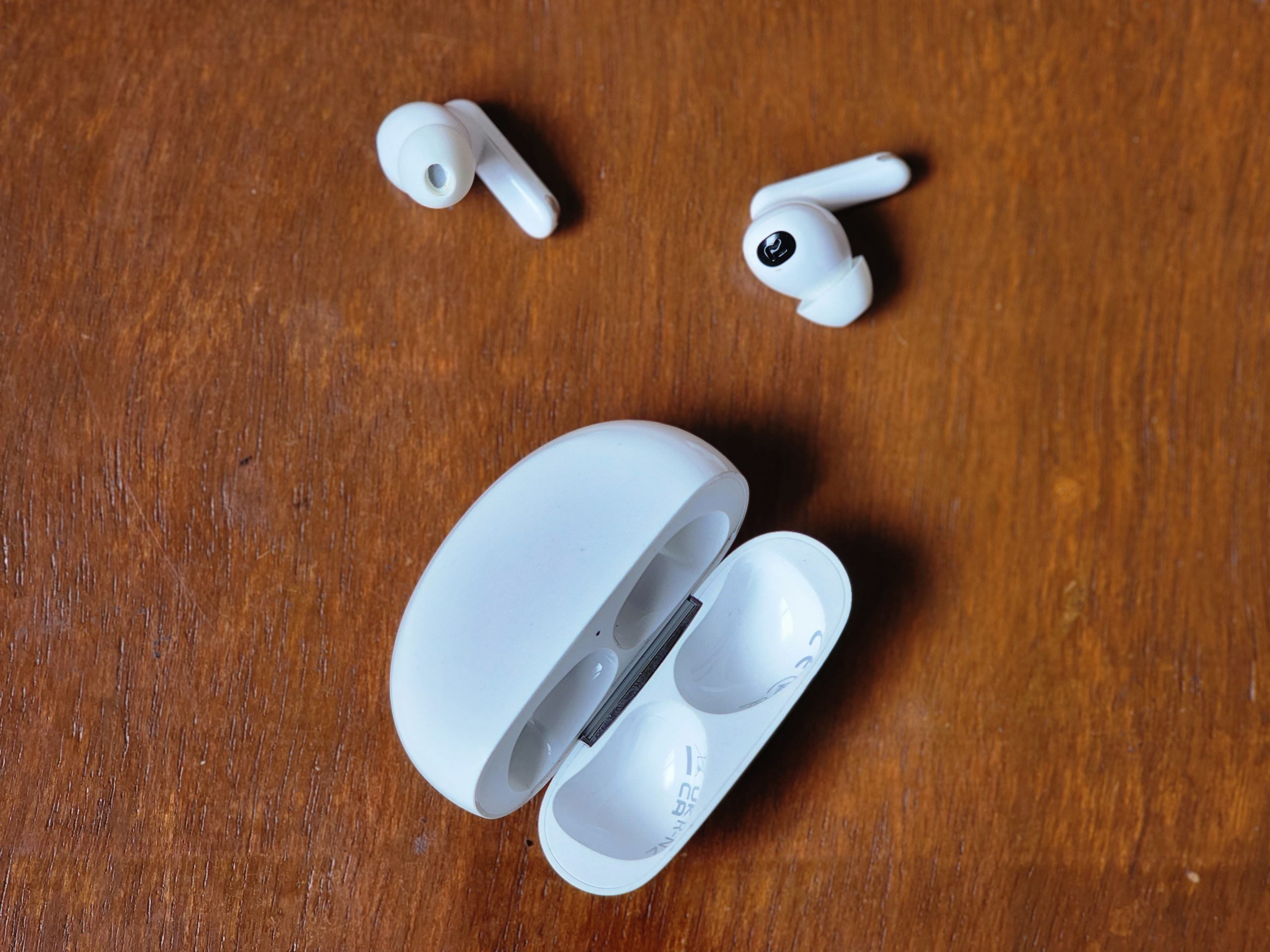 OPPO Enco X2 TWS Wireless Earbuds – Bluetooth 5.2, Active Noise Cancellation