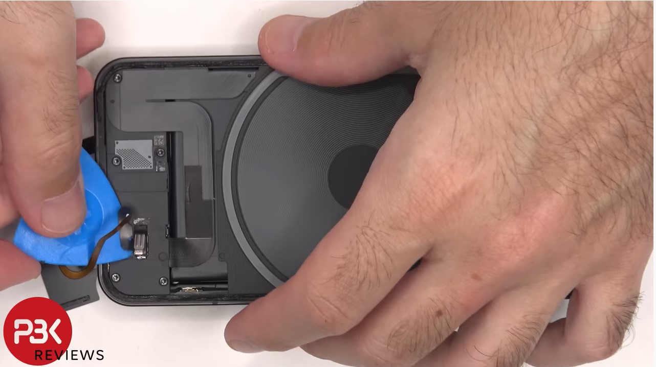 Nothing Phone (1) teardown