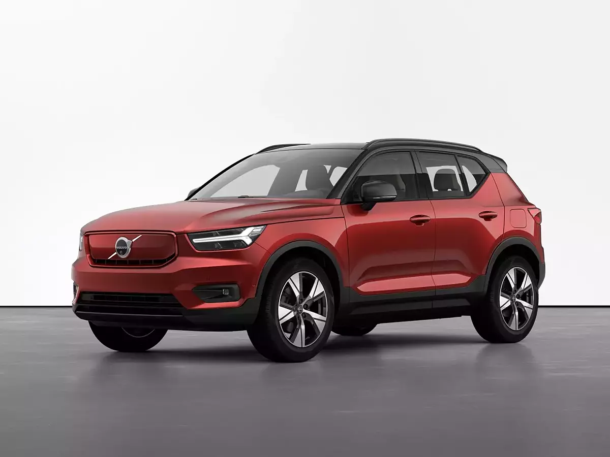 volvo-xc40-recharge-left-front-three-quarter4