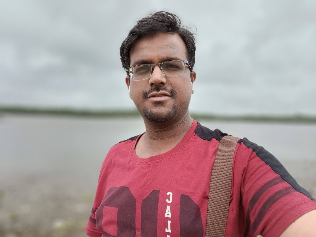 OPPO Reno 8 5G Portrait Selfie