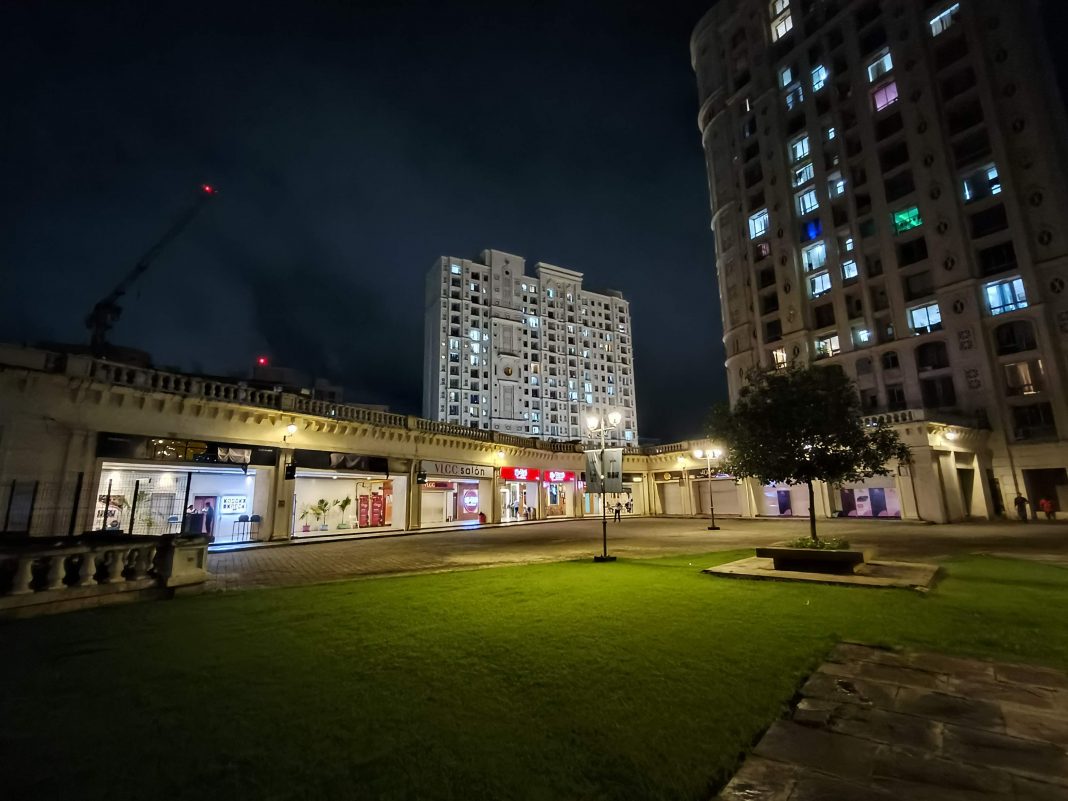 OPPO Reno 8 5G ultra-wide in low-light